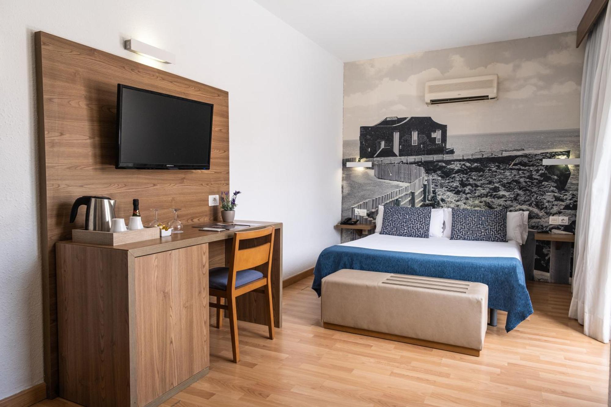 Hotel Adonis Plaza Santa Cruz de Tenerife Exterior photo
